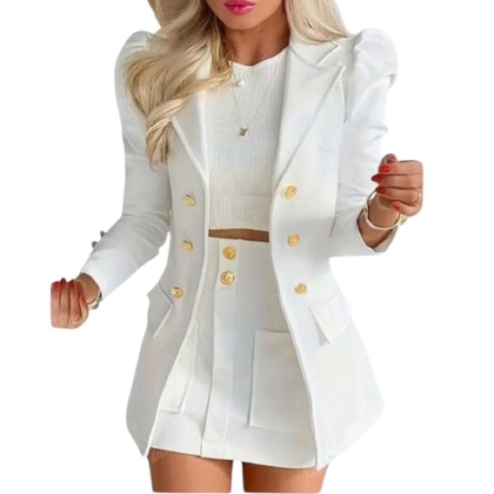White gold button matching mini skirt and oversized blazer set size small